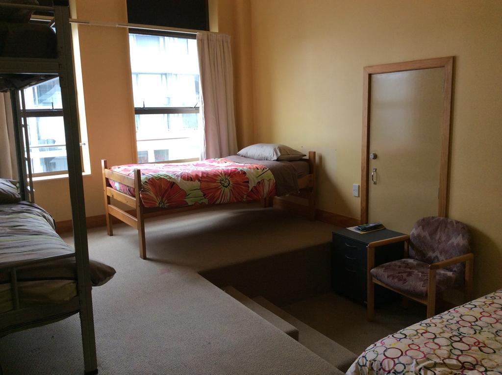 Хостел Wild Zebra Backpackers Веллингтон Экстерьер фото