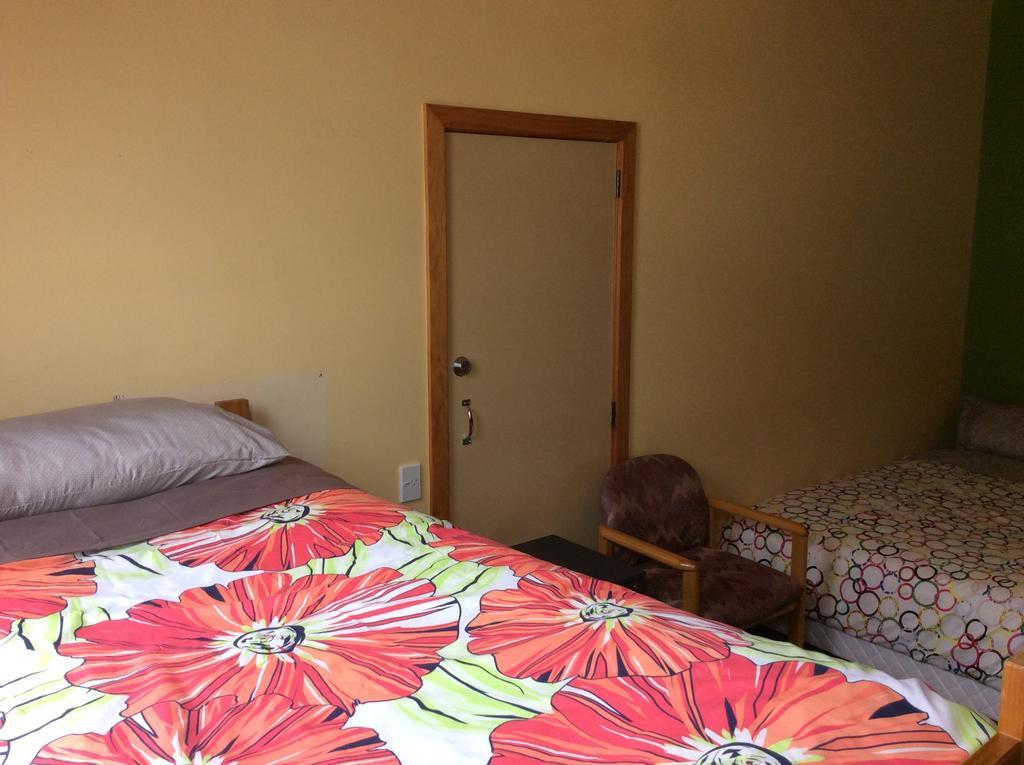 Хостел Wild Zebra Backpackers Веллингтон Номер фото