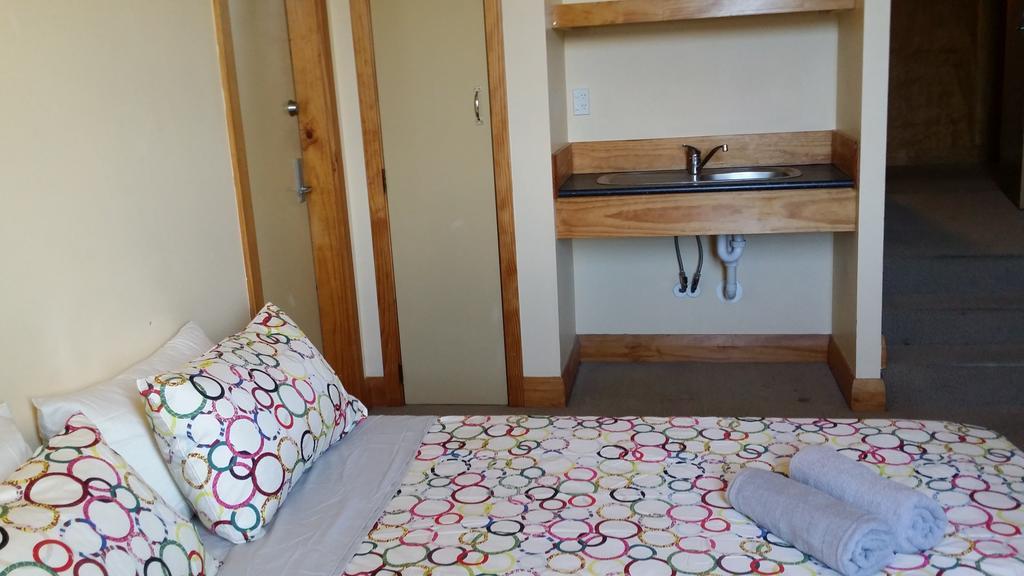Хостел Wild Zebra Backpackers Веллингтон Номер фото