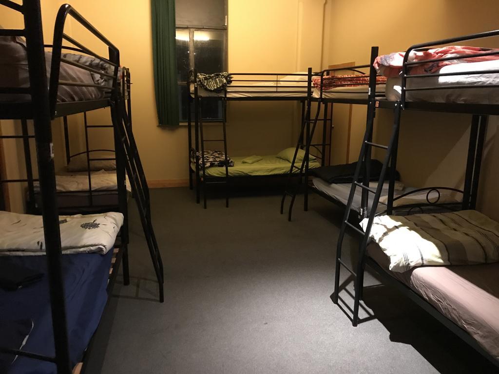Хостел Wild Zebra Backpackers Веллингтон Экстерьер фото